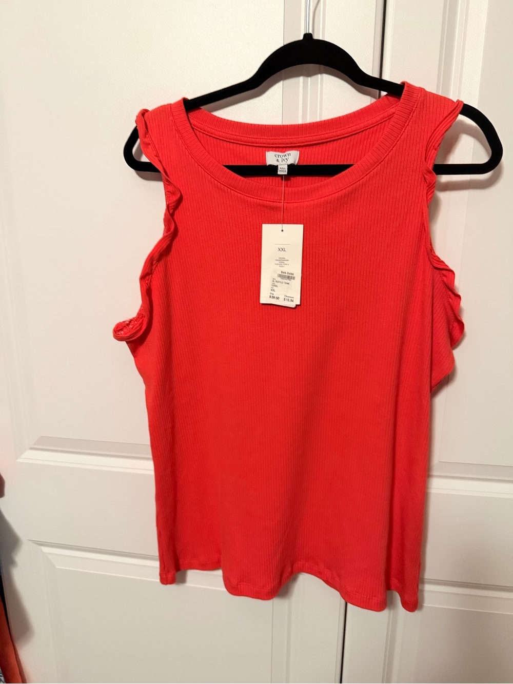 crown & ivy Coral-Red Ribbed Cold-Shoulder Tank